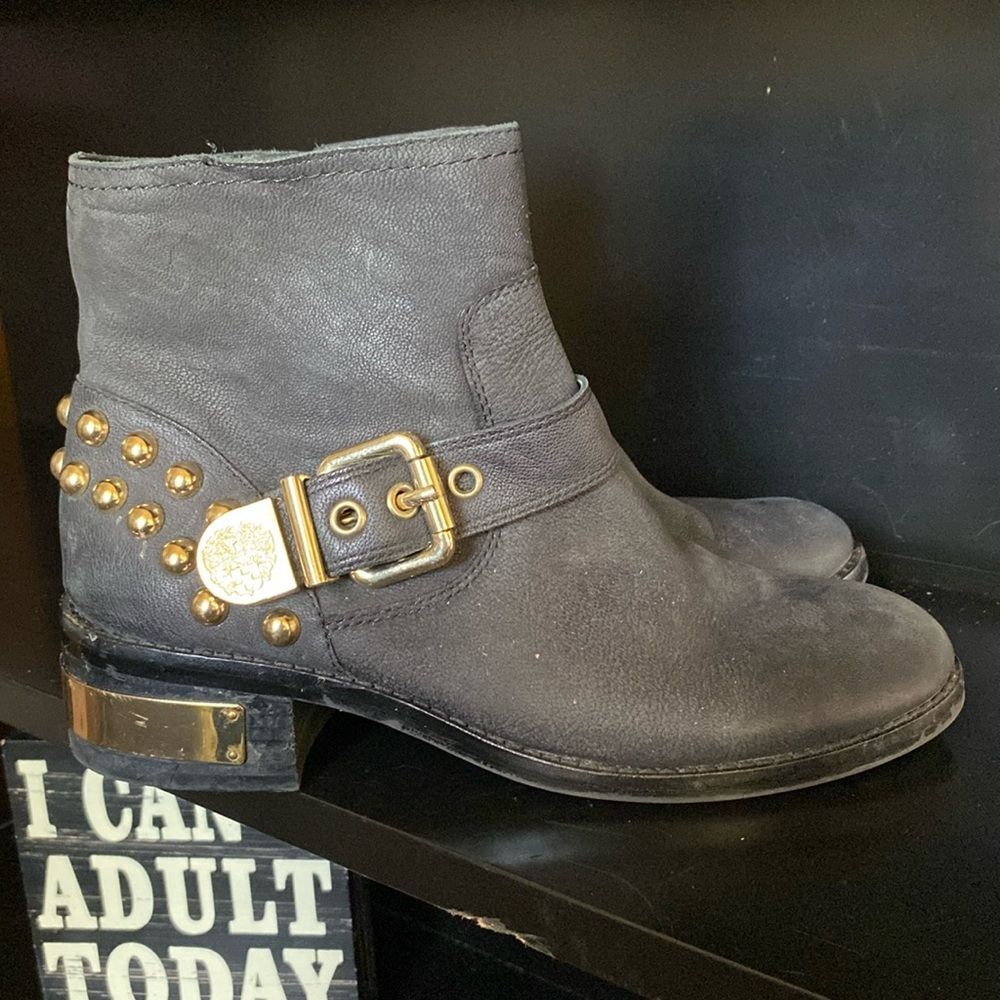 Vince Camuto Short Boots 6.5